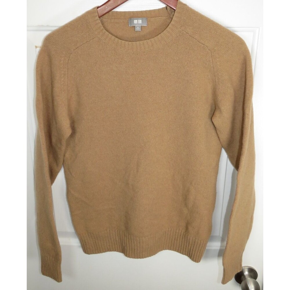 Uniqlo Lambswool Knit Crewneck Pullover Sweater Camel Brown Ribbed Trim Medium